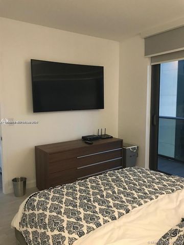 55 SW 9th St 2307, Miami, FL 33130