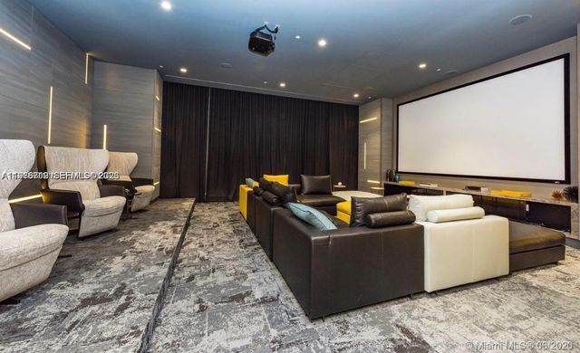 55 SW 9th St 2307, Miami, FL 33130