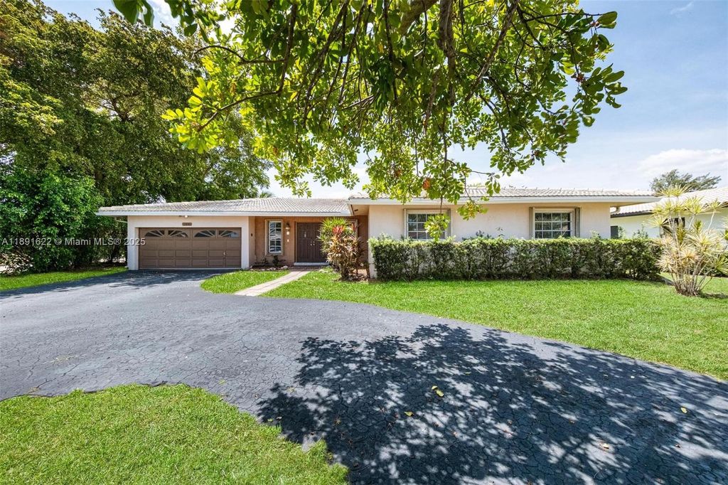 10840 NW 40th St, Coral Springs, FL 33065
