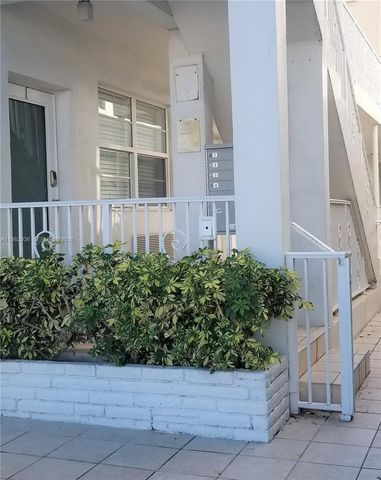 7510 Carlyle Ave 1, Miami Beach, FL 33141