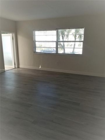 7510 Carlyle Ave 1, Miami Beach, FL 33141