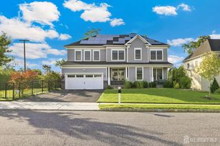 1 cairnes Lane, East Brunswick, NJ 08816