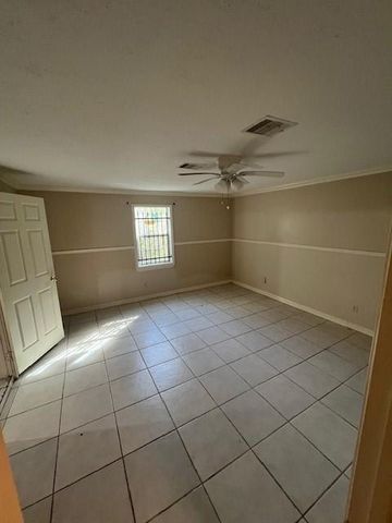 6622 Hartwick Road, Houston, TX 77016