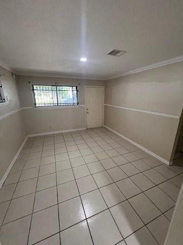 6622 Hartwick Road, Houston, TX 77016