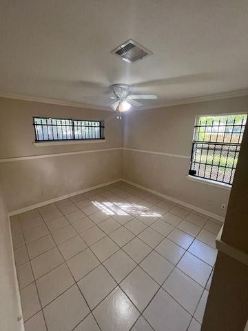 6622 Hartwick Road, Houston, TX 77016