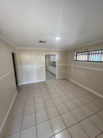 6622 Hartwick Road, Houston, TX 77016