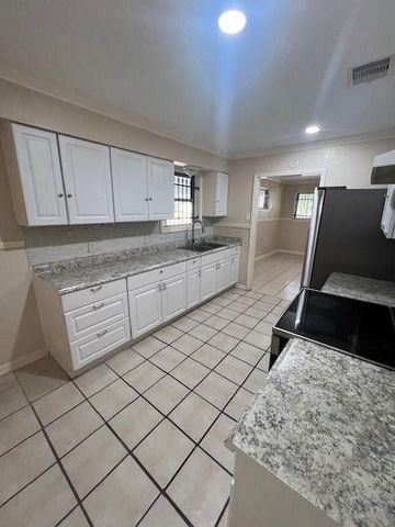 6622 Hartwick Road, Houston, TX 77016