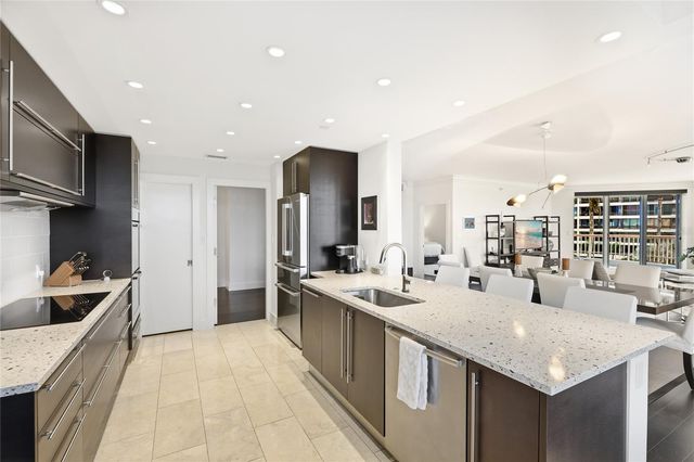 455 LONGBOAT CLUB ROAD 408, Longboat Key, FL 34228