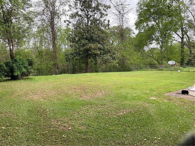 6012 ESTERWOOD Drive, Alexandria, LA 71303