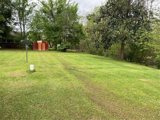 6012 ESTERWOOD Drive, Alexandria, LA 71303
