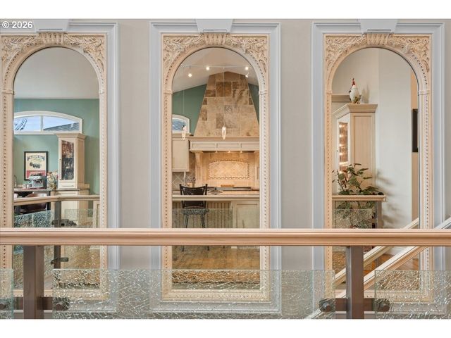 642 Se 38TH Dr, Gresham, OR 97080