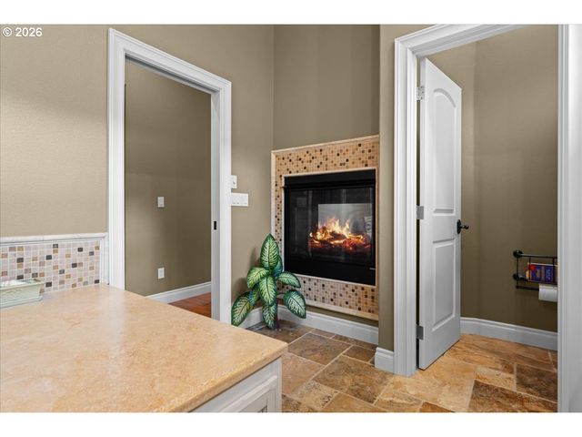 642 Se 38TH Dr, Gresham, OR 97080