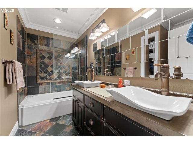 642 Se 38TH Dr, Gresham, OR 97080