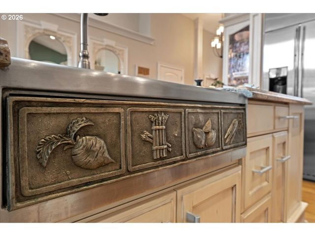 642 Se 38TH Dr, Gresham, OR 97080