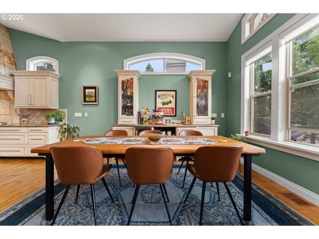 642 Se 38TH Dr, Gresham, OR 97080