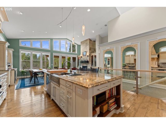 642 Se 38TH Dr, Gresham, OR 97080