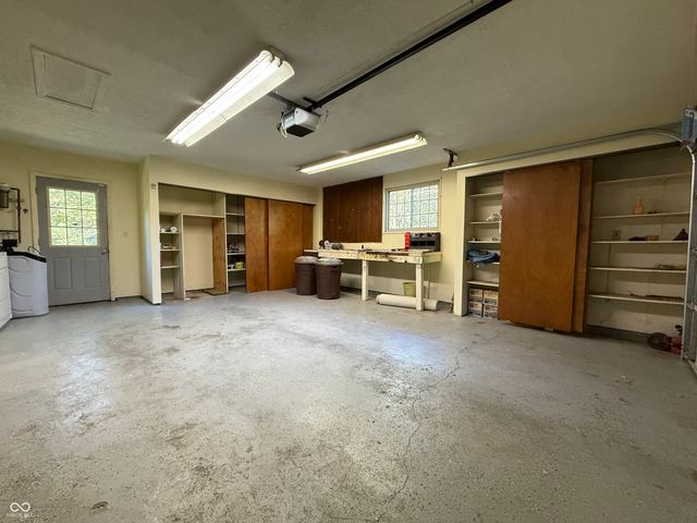 5909 E County Road 100 N, Avon, IN 46123