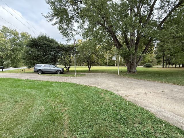 5909 E County Road 100 N, Avon, IN 46123