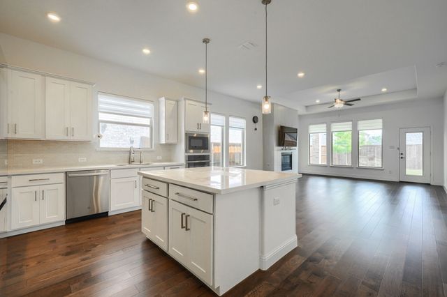 2009 Brookhurst Street, Celina, TX 75009