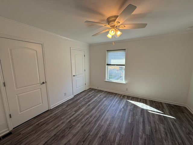 220 Berry St, Nashville, TN 37207