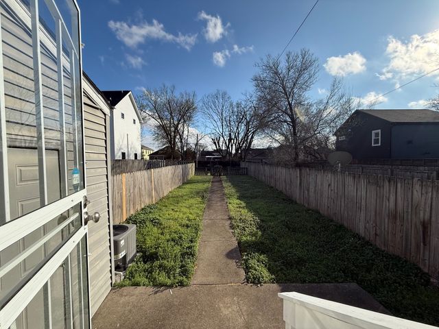 220 Berry St, Nashville, TN 37207