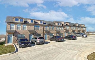 1000 Henry Place Blvd #102, Clarksville, TN 37042