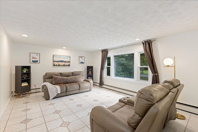 5 Line Brook Rd, Atkinson, NH 03811