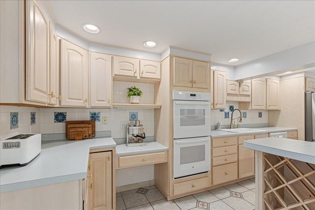 5 Line Brook Rd, Atkinson, NH 03811