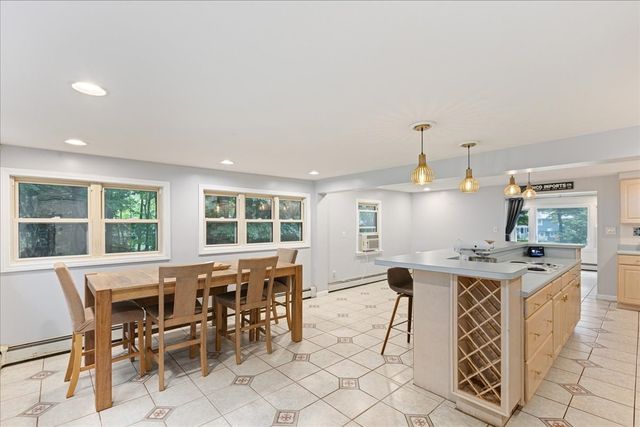 5 Line Brook Rd, Atkinson, NH 03811