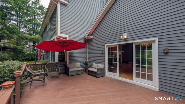 21 Cobblers Mill Road, Newtown, CT 06482