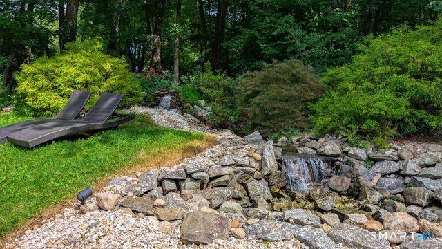 21 Cobblers Mill Road, Newtown, CT 06482