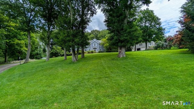 21 Cobblers Mill Road, Newtown, CT 06482