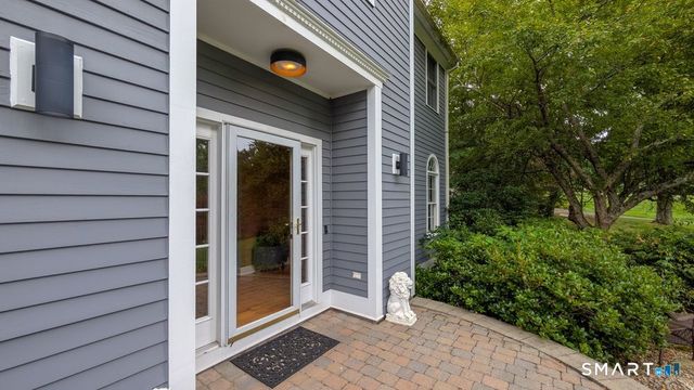 21 Cobblers Mill Road, Newtown, CT 06482