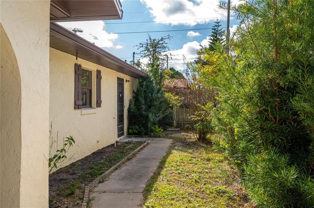 41 N 20TH STREET 10, Haines City, FL 33844