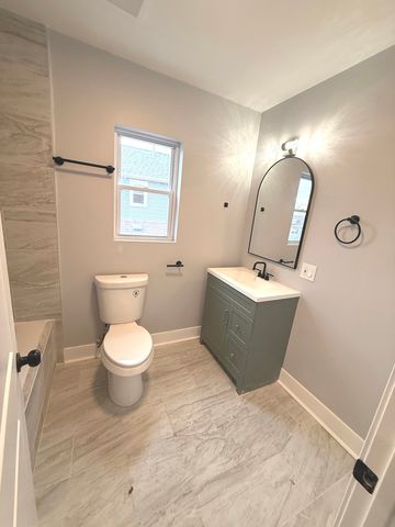 8219 S Honore Street, Chicago, IL 60620