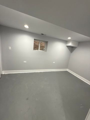 8219 S Honore Street, Chicago, IL 60620