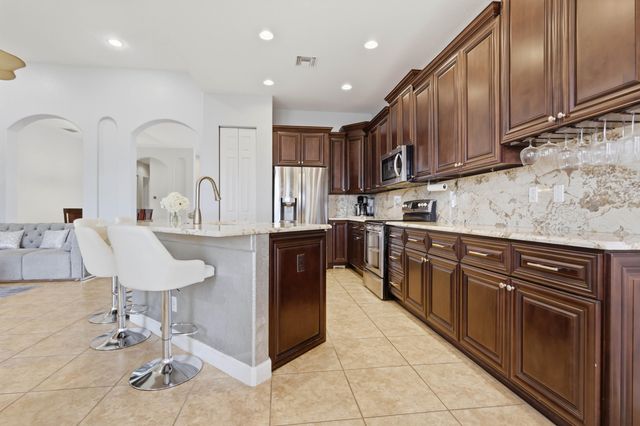 12290 NW 77th Manor NW, Parkland, FL 33076