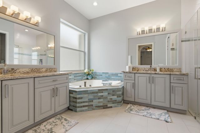 12290 NW 77th Manor NW, Parkland, FL 33076