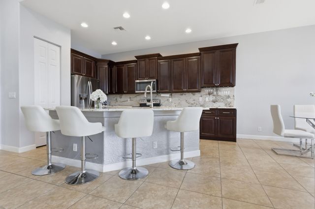 12290 NW 77th Manor NW, Parkland, FL 33076