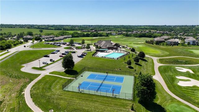 775 Creekmoor Drive, Raymore, MO 64083