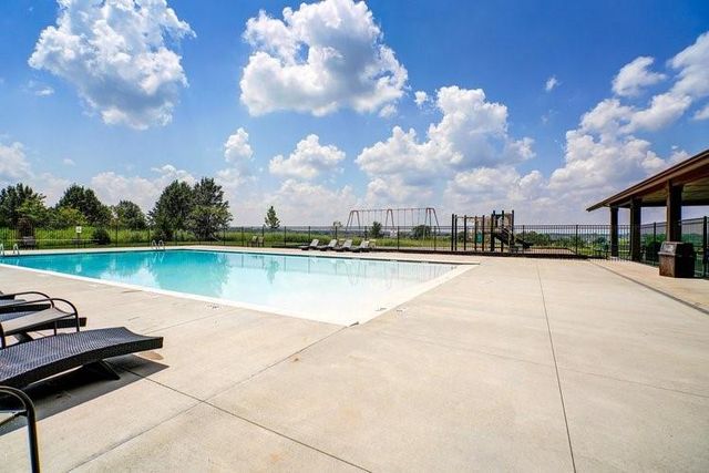 775 Creekmoor Drive, Raymore, MO 64083