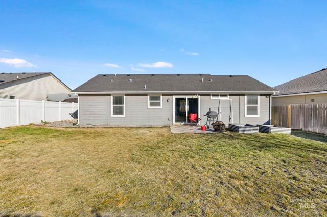 370 Feather Ave, Twin Falls, ID 83301
