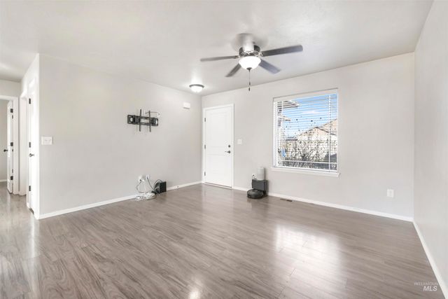 370 Feather Ave, Twin Falls, ID 83301