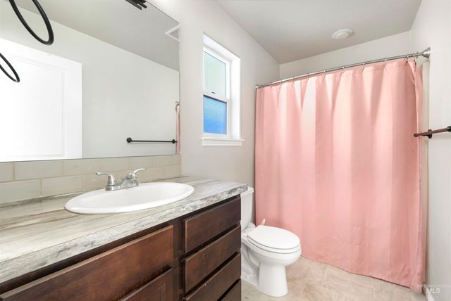 370 Feather Ave, Twin Falls, ID 83301