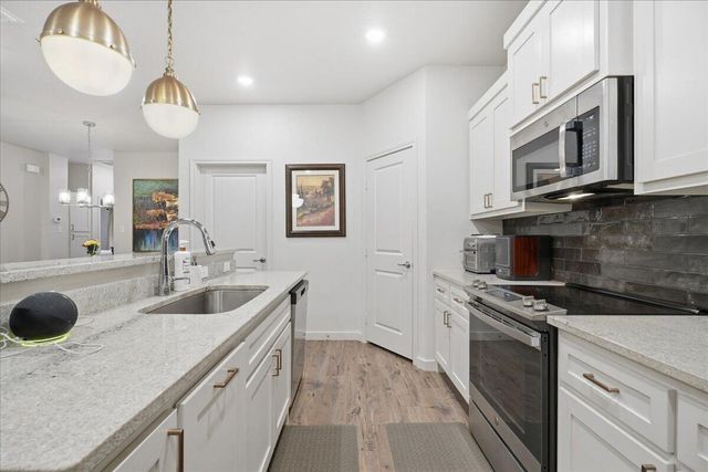 10914 Aberdeen Avenue, Lubbock, TX 79424