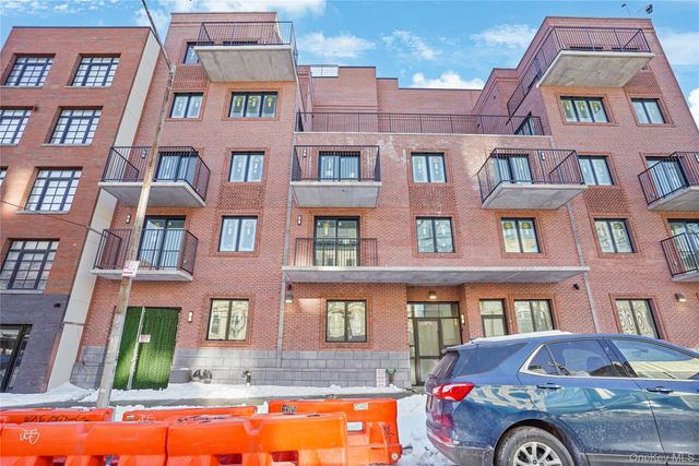 376 Vernon Avenue 3A, Brooklyn, NY 11206