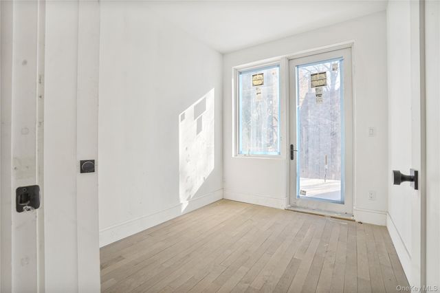 376 Vernon Avenue 3A, Brooklyn, NY 11206