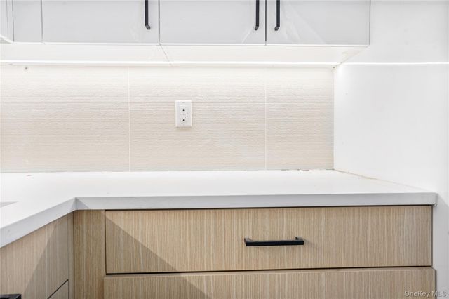 376 Vernon Avenue 3A, Brooklyn, NY 11206