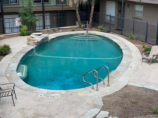 211 Natalen Ave Apt 104, San Antonio, TX 78209
