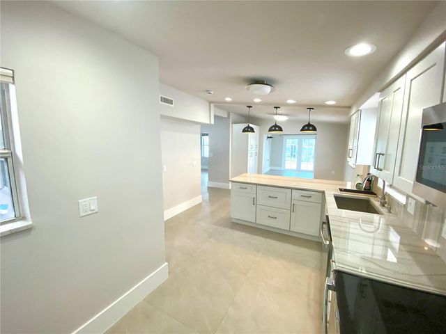 11440 4TH STREET E, Treasure Island, FL 33706